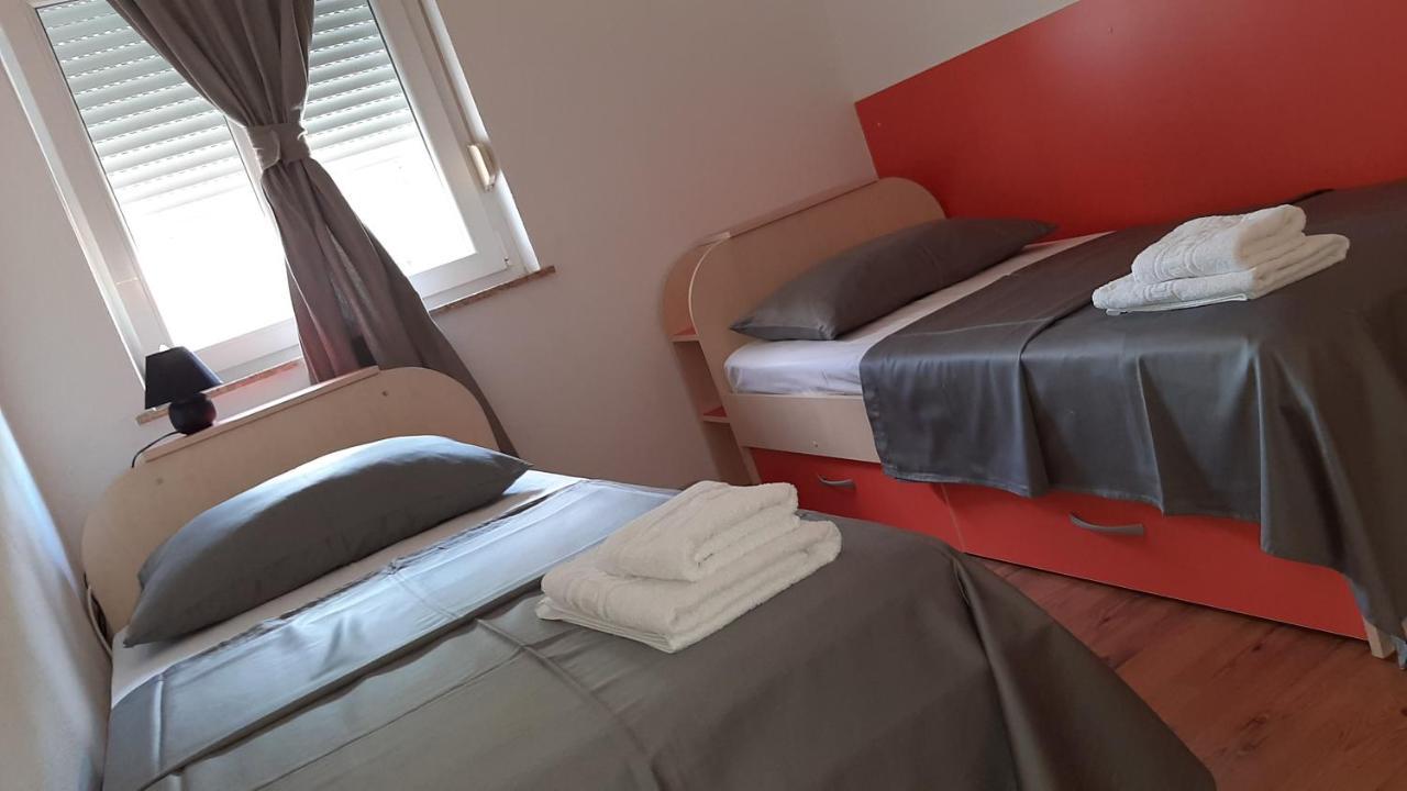 Apartment "Marin" Traù Esterno foto